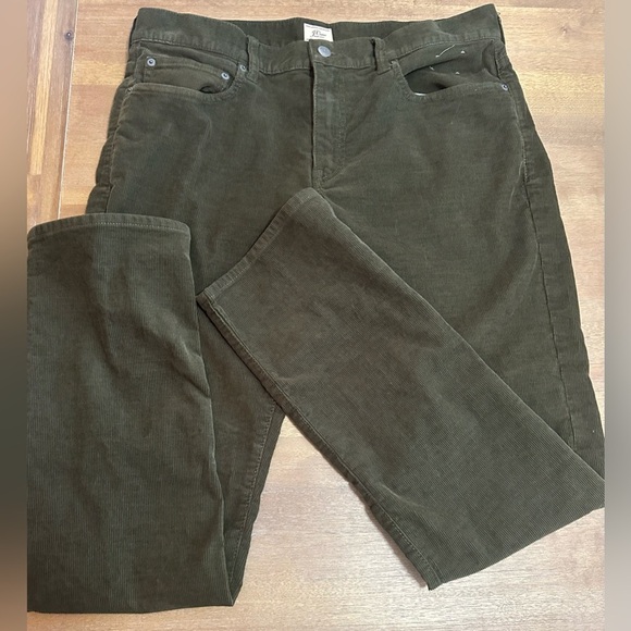 J Crew Dark Green Slim Fit Style 484 Corduroy Pants 34x32 - Picture 1 of 9